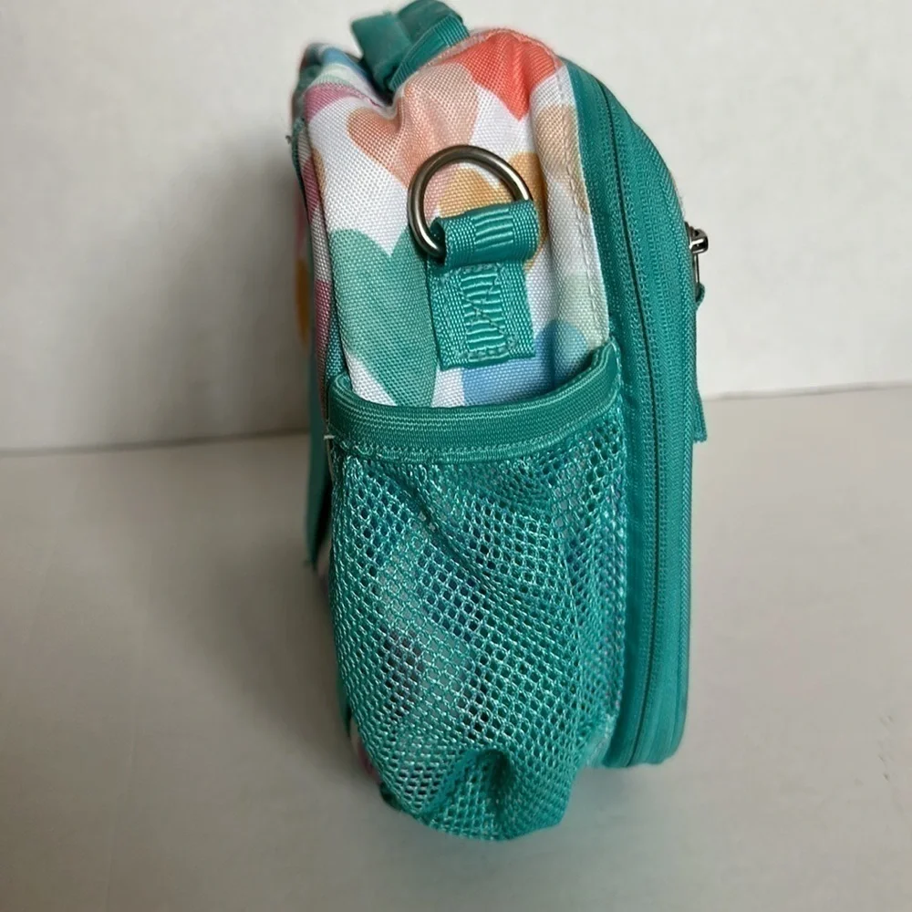 POTTERY BARN KIDS Mackenzie Rainbow Hearts Lunch Box
